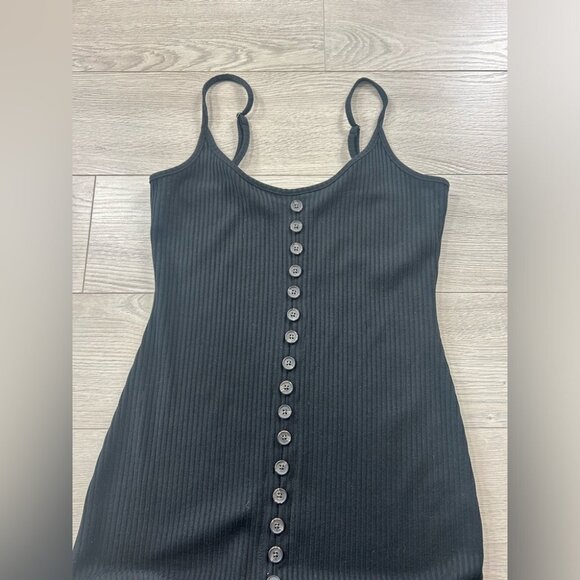 Olivia & James Black Ribbed Button Front Midi Dress - Picture 4 of 11